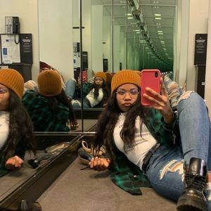 Meet your Posher, Destiny